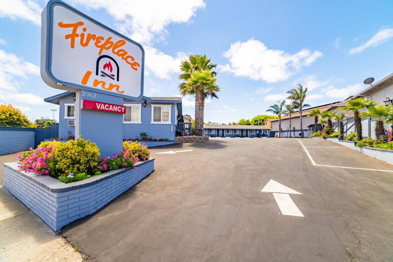The Monterey Fireplace Inn Buitenkant foto